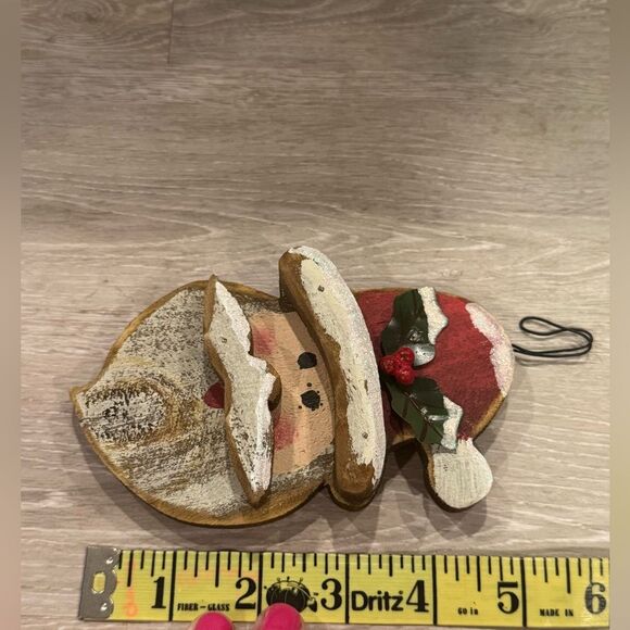 Wooden Folk Art Santa Claus Christmas Tree Ornament - Picture 4 of 5